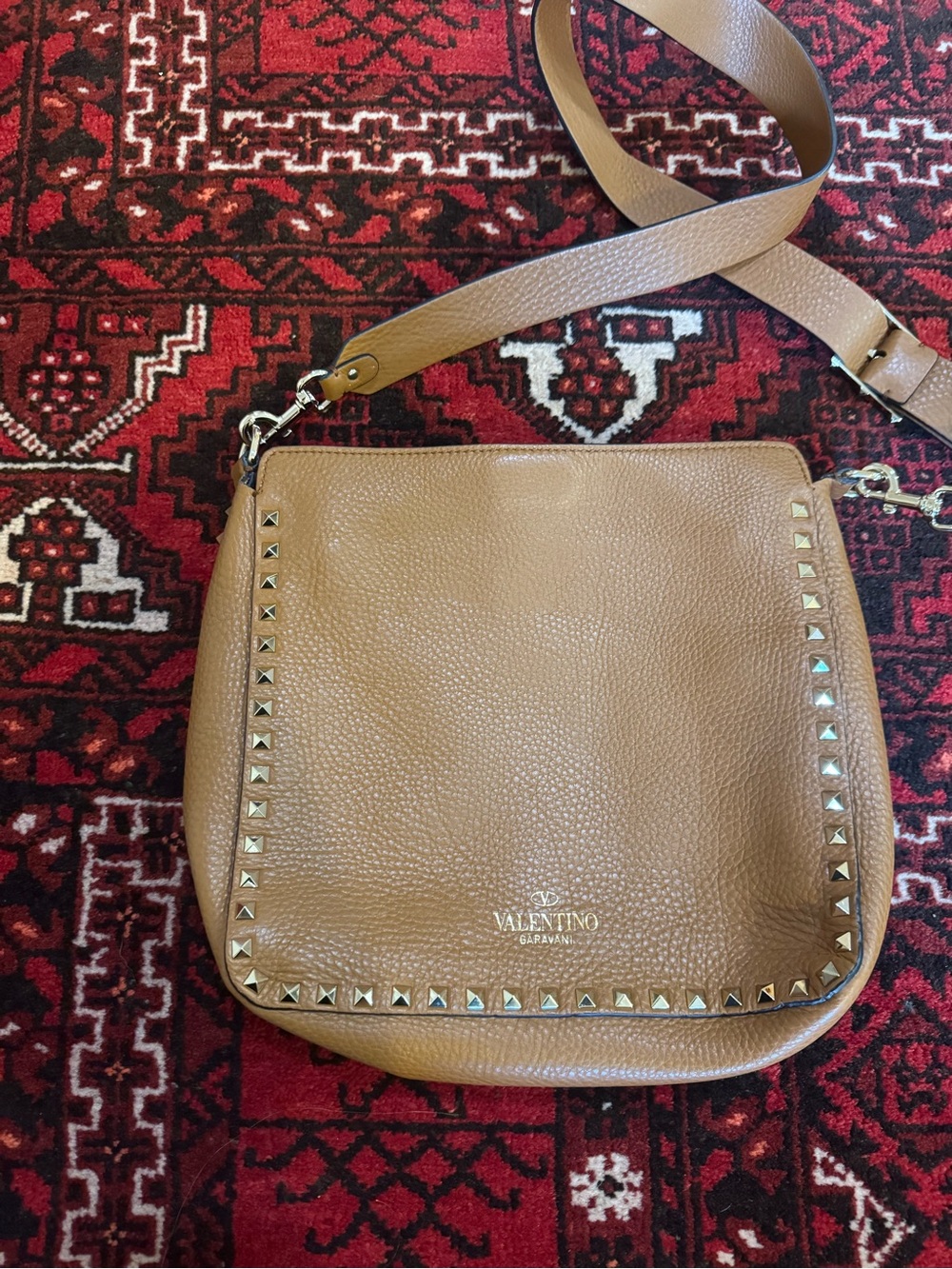 Valentino Garavani Rockstud Tan Leather Small Hobo Crossbody - Picture 5 of 7